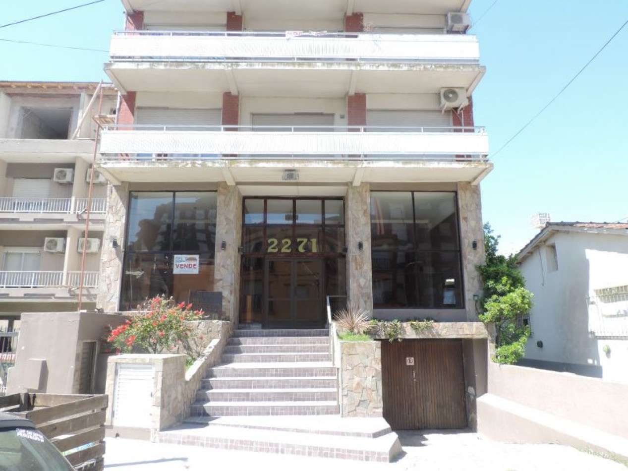 Duplex 3 Amb. centrico Edificio Museo