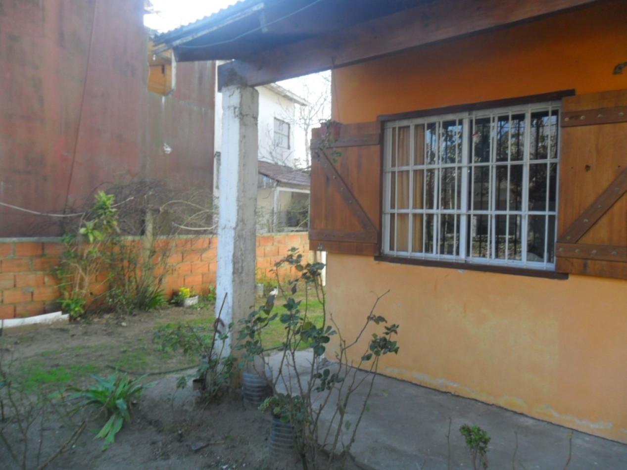 Casa 3 Amb. Permuta x depto en san Bernardo