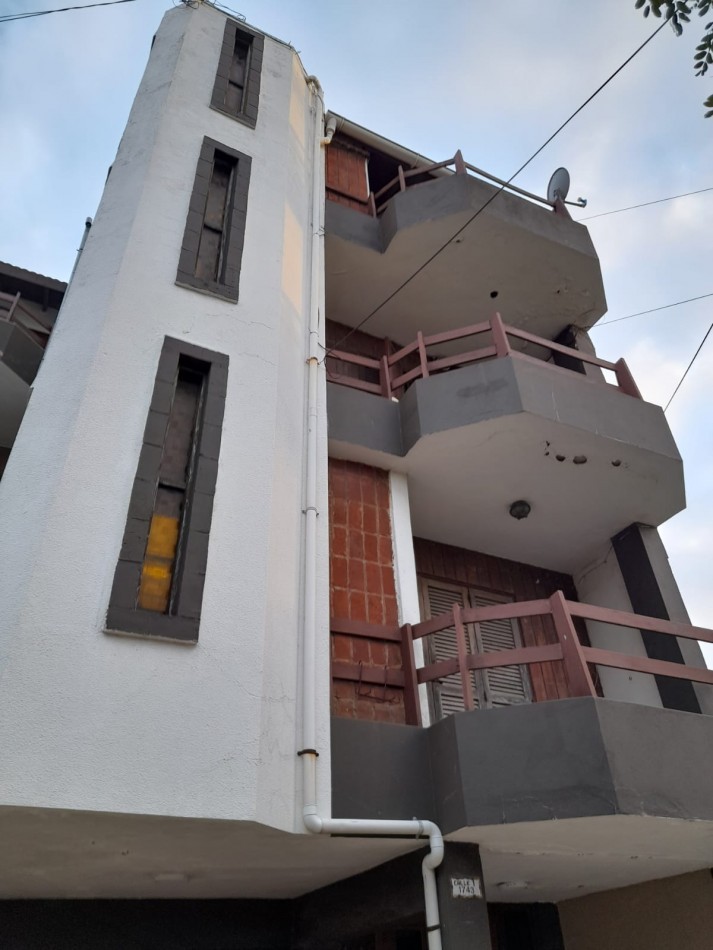 Depto. 2 Amb Edificio Arena I 