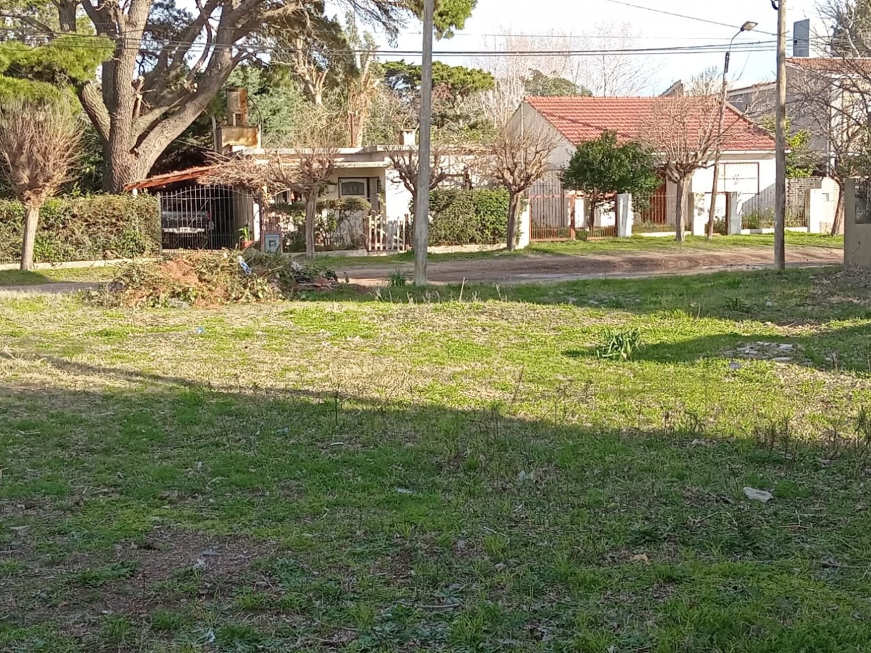 Lote de 860M2 Barrio Tala 
