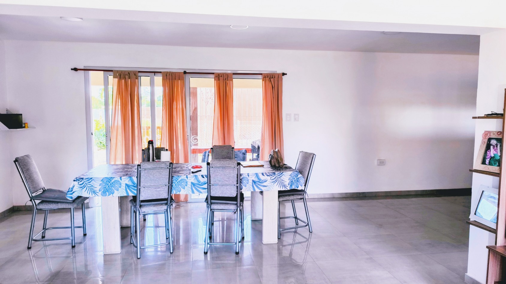 Exclusiva propiedad moderna c/pileta,  y dpto independiente - Villa del Prado- Cordoba