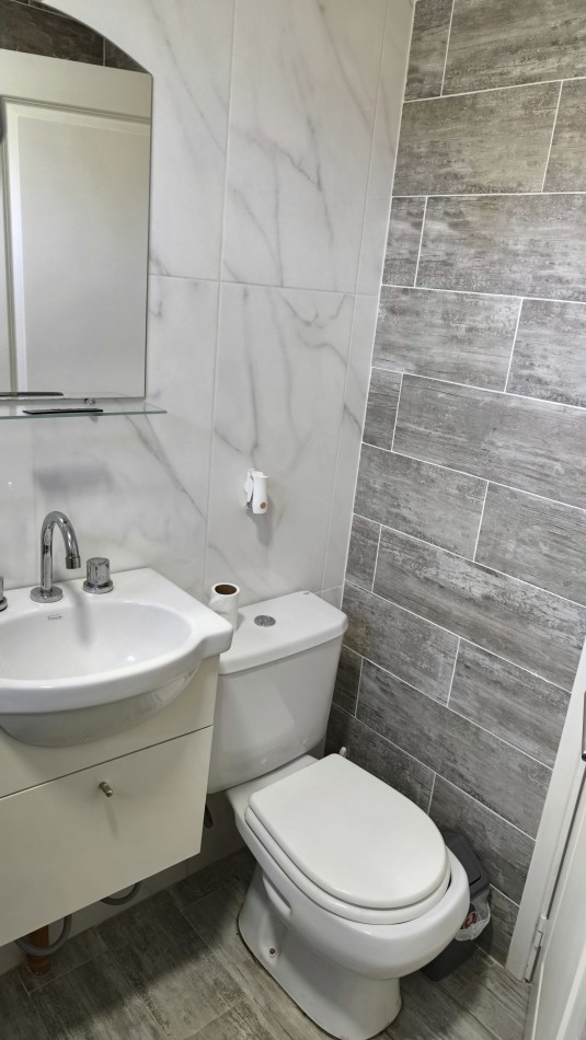 Exclusiva propiedad moderna c/pileta,  y dpto independiente - Villa del Prado- Cordoba