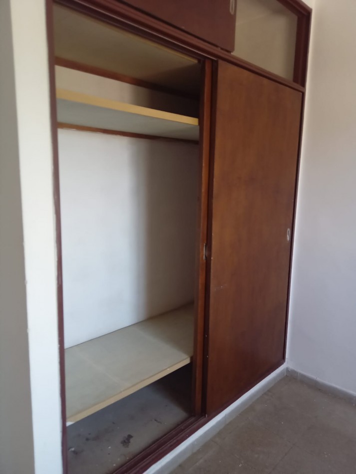 VENTA Departamento 2 dormitorios. Barrio Abilene.  Pje Jeferson - Piso 1 - Rio Cuarto