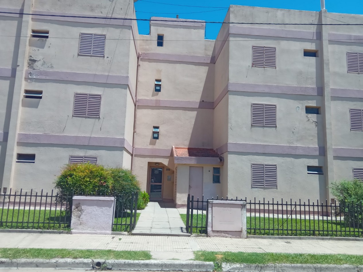 VENTA Departamento 2 dormitorios. Barrio Abilene.  Pje Jeferson - Piso 1 - Rio Cuarto