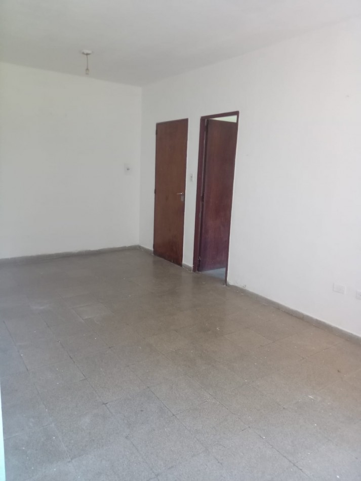 VENTA Departamento 2 dormitorios. Barrio Abilene.  Pje Jeferson - Piso 1 - Rio Cuarto