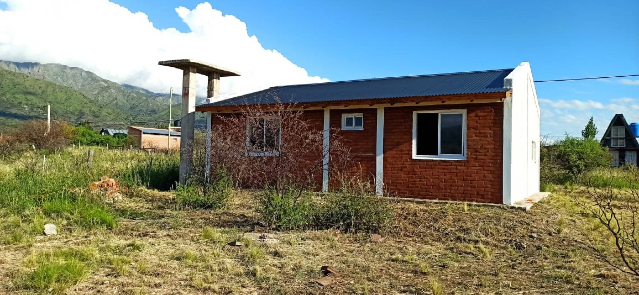 4 CABAÑAS Y 1 CASA A TERMINAR SIERRAS MARIANAS