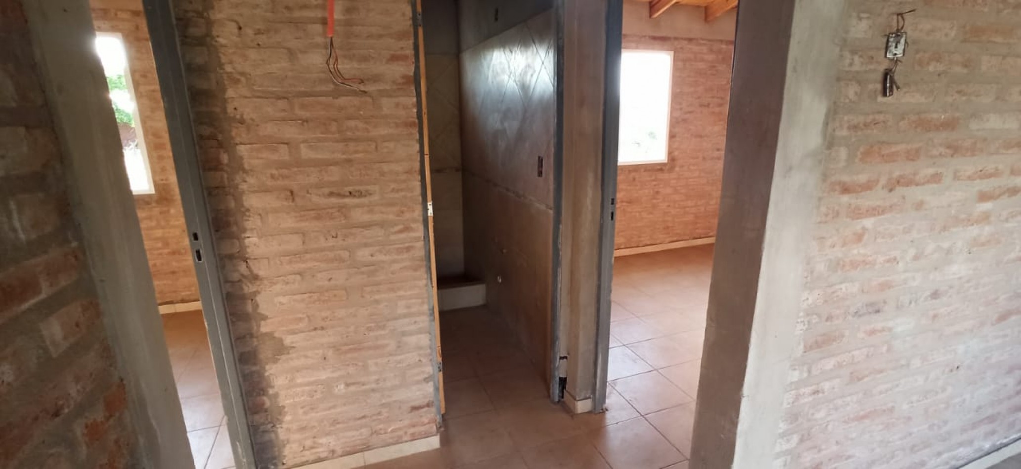 4 CABAÑAS Y 1 CASA A TERMINAR SIERRAS MARIANAS