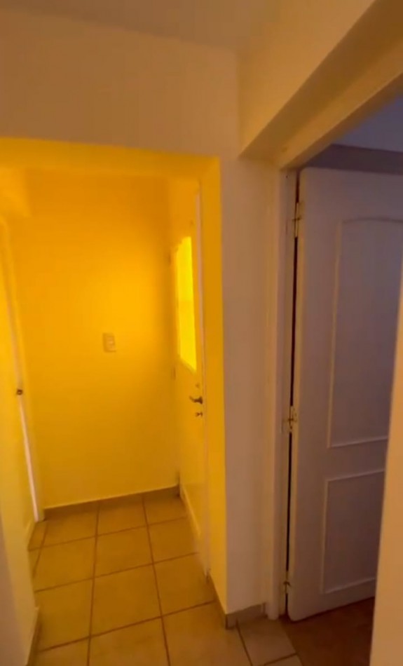 VENDO COMPLEJO DE DEPARTAMENTOS Y LOCAL 