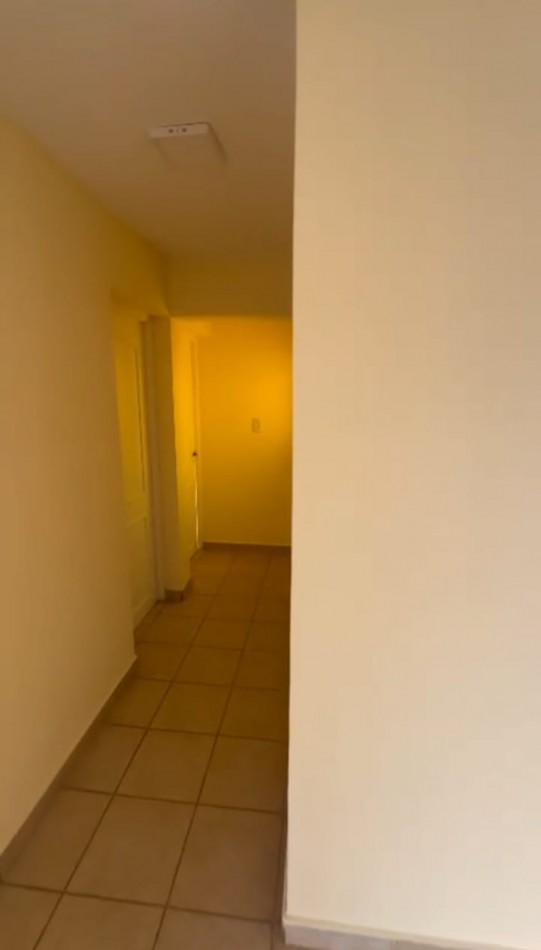 VENDO COMPLEJO DE DEPARTAMENTOS Y LOCAL 