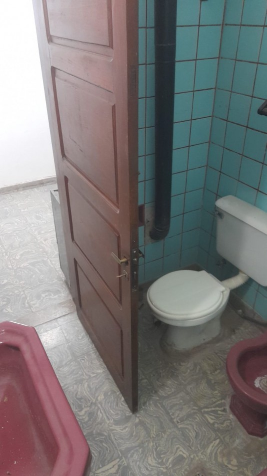 ALQUILO PROPIEDAD PARA USO OFICINAS O GERIATRICO CENTRO