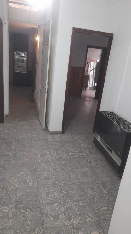 ALQUILO PROPIEDAD PARA USO OFICINAS O GERIATRICO CENTRO