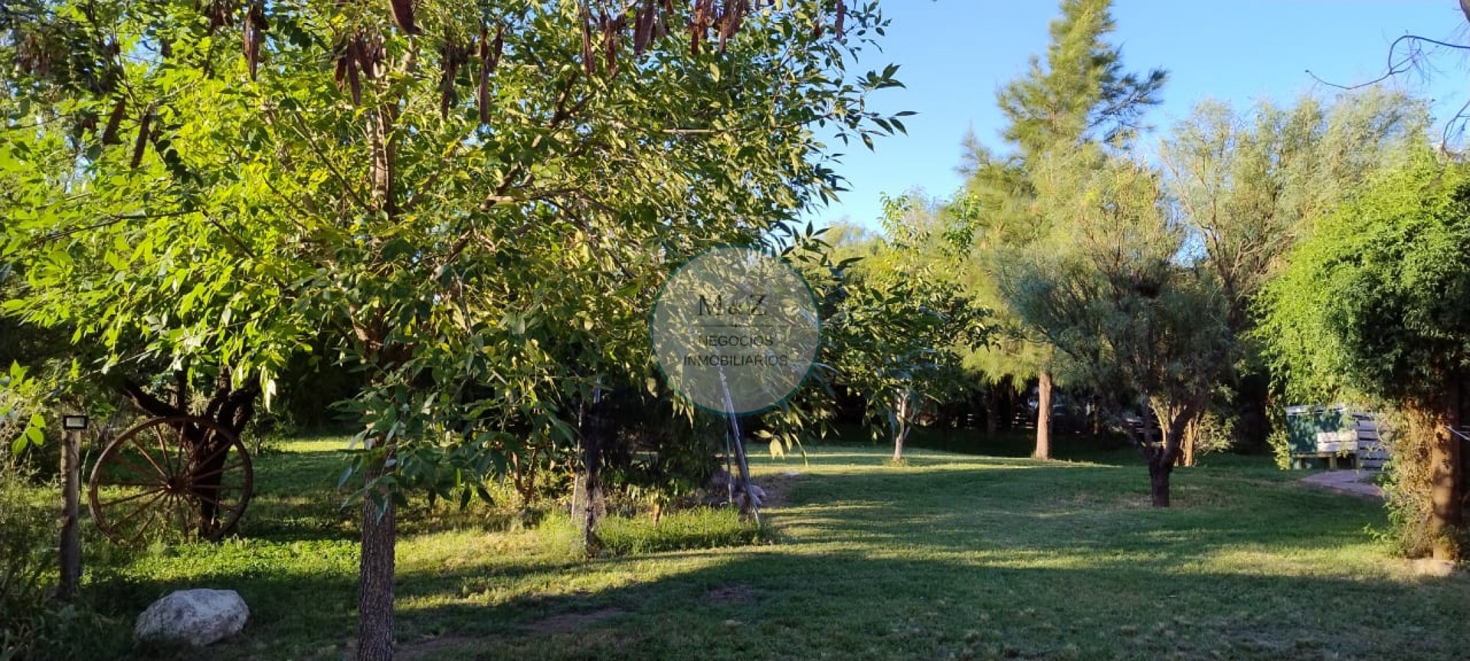 VENDE CASA Y 4 CABAÑAS EN SIERRAS MARIANAS VILLA DE LA QUEBRADA
