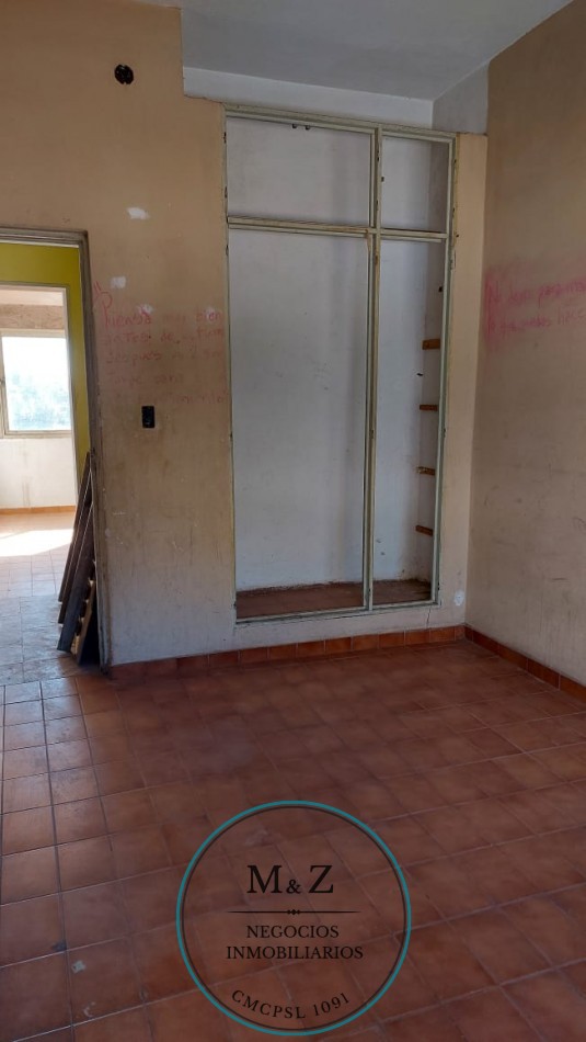 OPORTUNIDAD CASA A REFACCIONAR