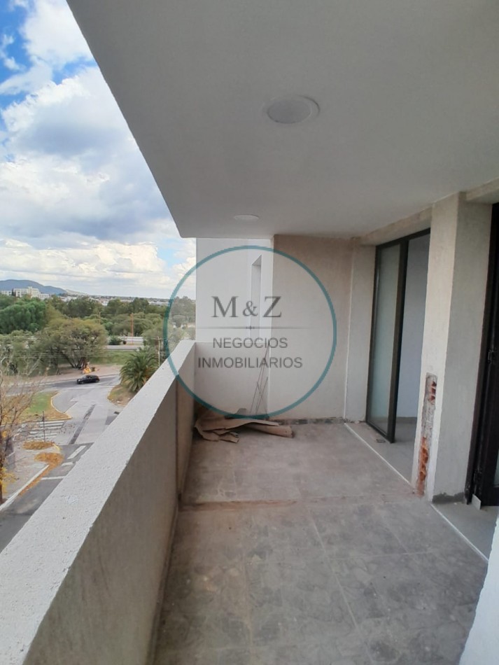 VENDE DEPARTAMENTO FRENTE AL SHOPING