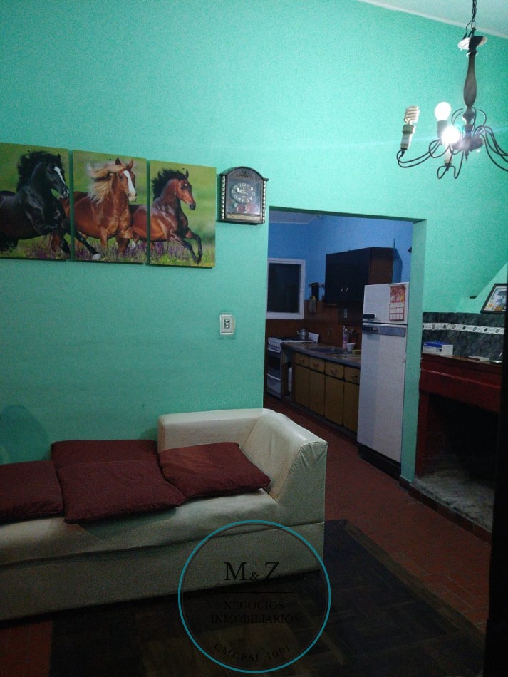 VENDE CAMPO CON CASA EN PAPAGALLOS