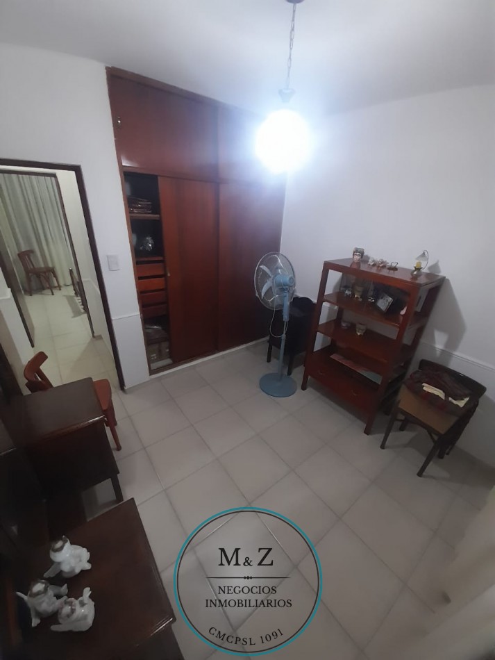 VENDE CASA DE 2 PLANTAS CENTRO SAN LUIS