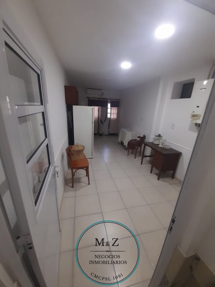 VENDE CASA DE 2 PLANTAS CENTRO SAN LUIS
