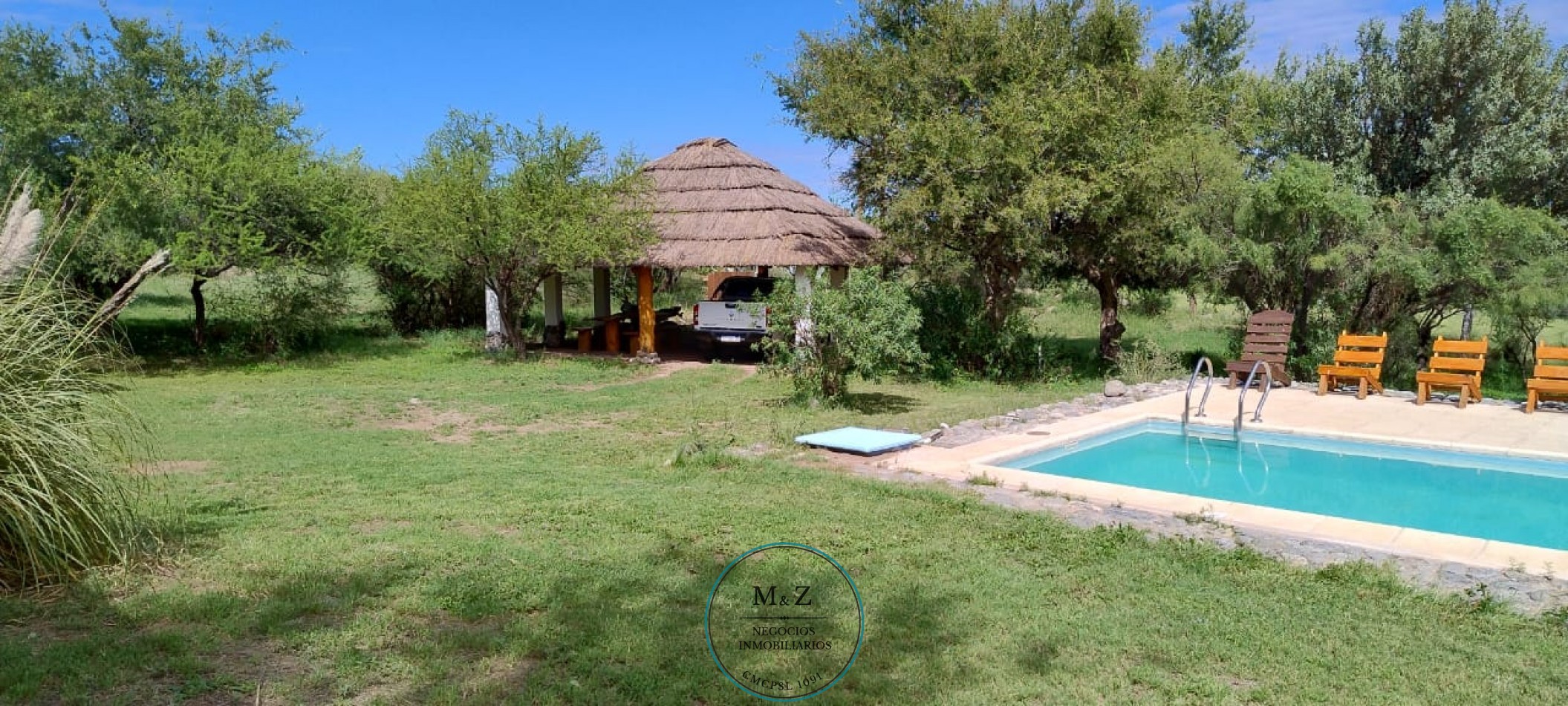 VENDE COMPLEJO DE 4 CABAÑAS EN SIERRAS MARIANAS VILLA DE LA QUEBRADA
