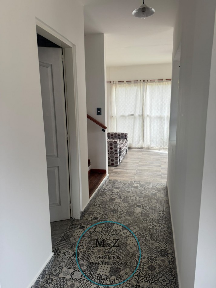 VENDO HERMOSA CASA LAS CHACRAS, JUANA KOSLAY B° PAMPAZUL