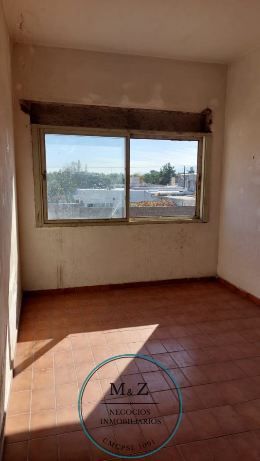 OPORTUNIDAD CASA A REFACCIONAR
