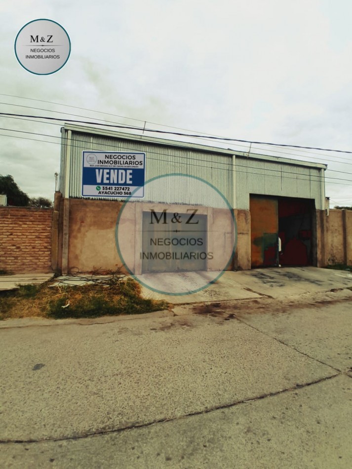 VENDE CASA ESQUINA CON GALPON Y DEPARTAMENTO