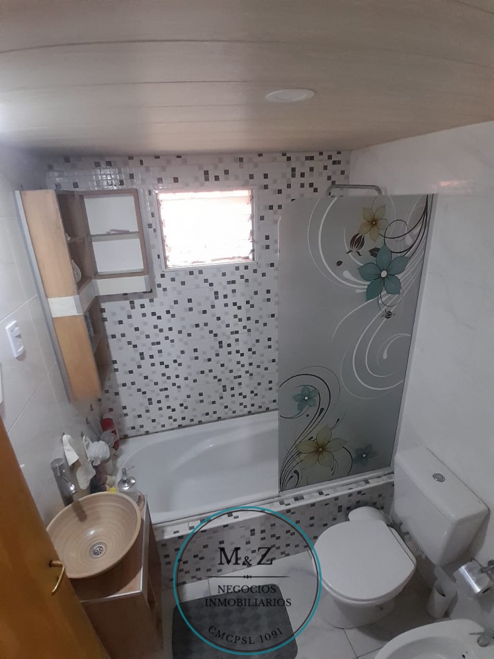 VENDO CASA EN CRUZ DE PIEDRA