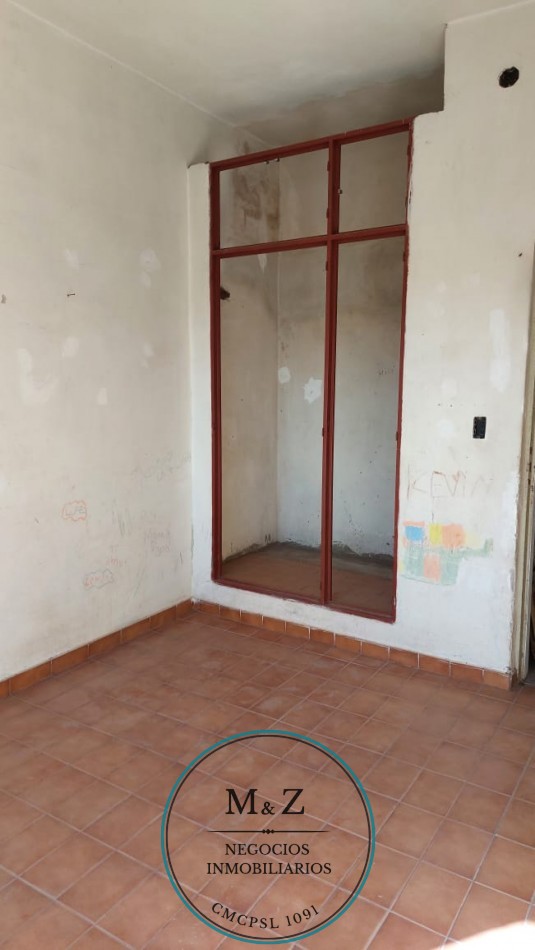 OPORTUNIDAD CASA A REFACCIONAR