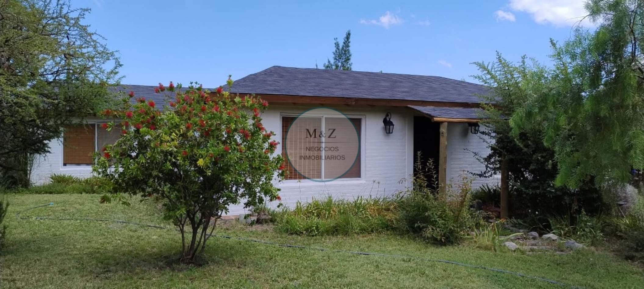 VENDE CASA Y 4 CABAÑAS EN SIERRAS MARIANAS VILLA DE LA QUEBRADA
