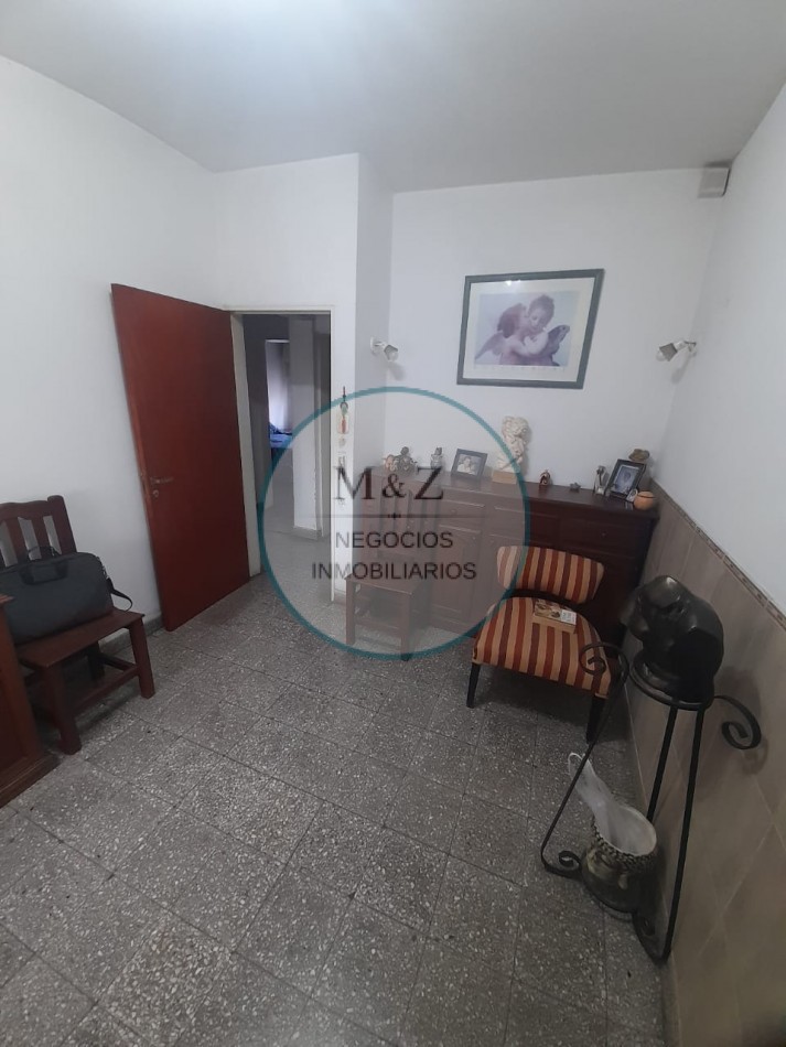 VENDE CASA DE 2 PLANTAS CENTRO SAN LUIS