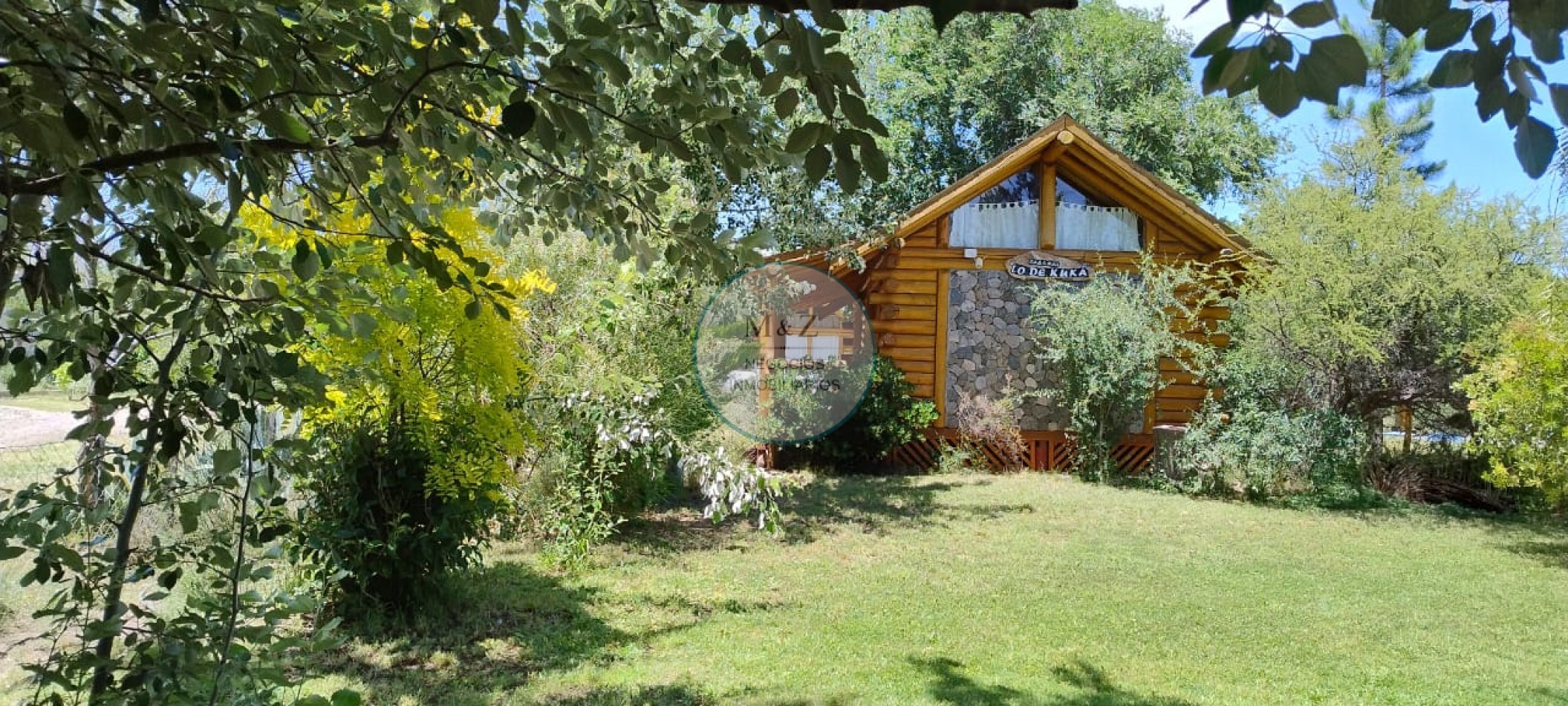 VENDE CASA Y 4 CABAÑAS EN SIERRAS MARIANAS VILLA DE LA QUEBRADA