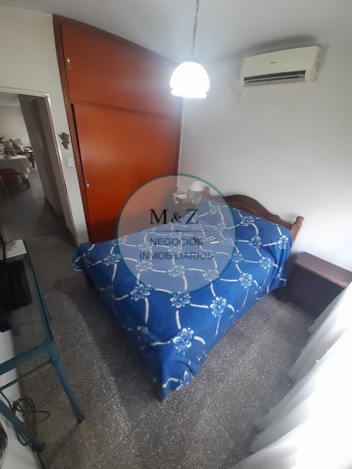 VENDE CASA DE 2 PLANTAS CENTRO SAN LUIS