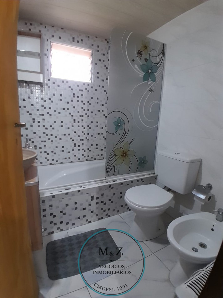 VENDO CASA EN CRUZ DE PIEDRA