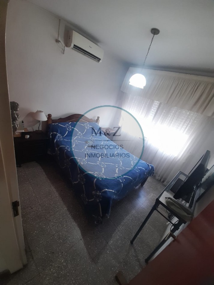 VENDE CASA DE 2 PLANTAS CENTRO SAN LUIS