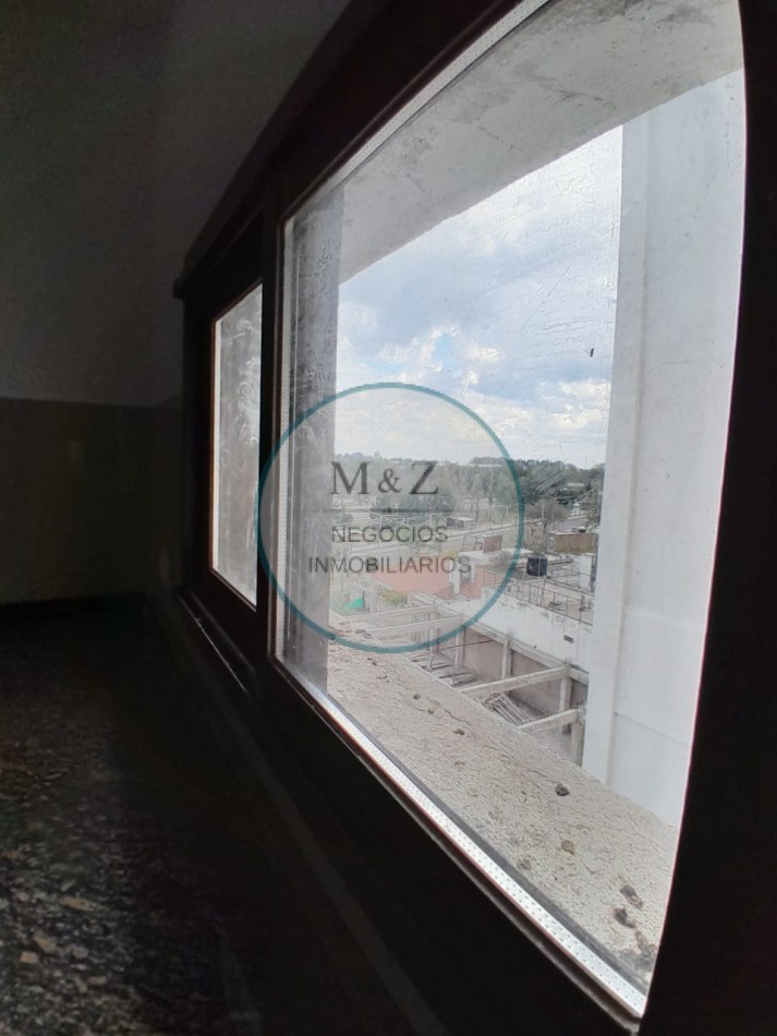 VENDE DEPARTAMENTO FRENTE AL SHOPING