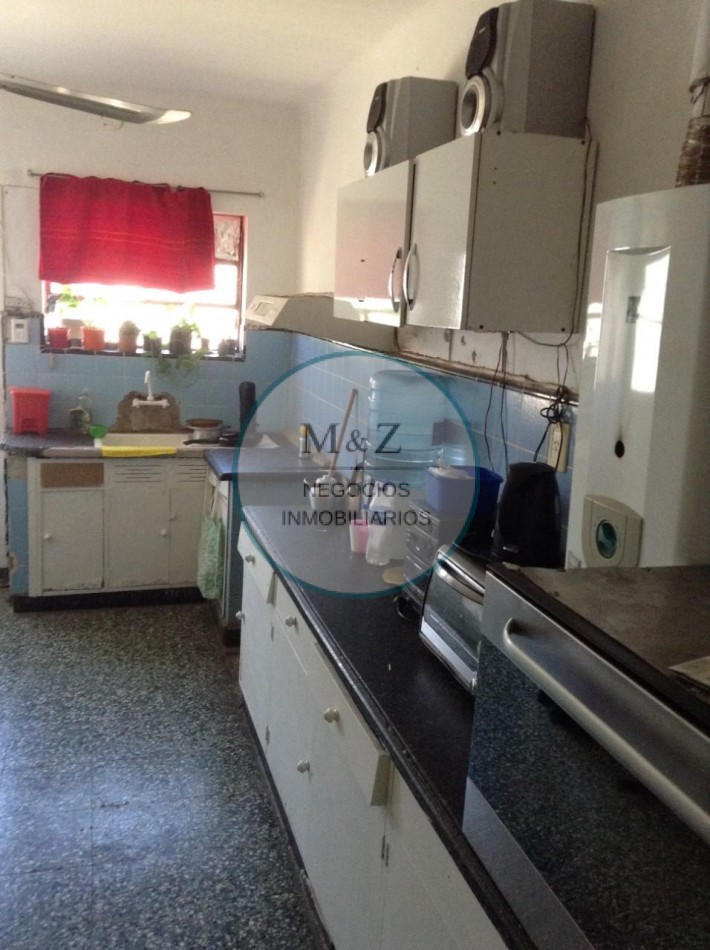 VENDO CASA CON TERRENO EN SAN LUIS