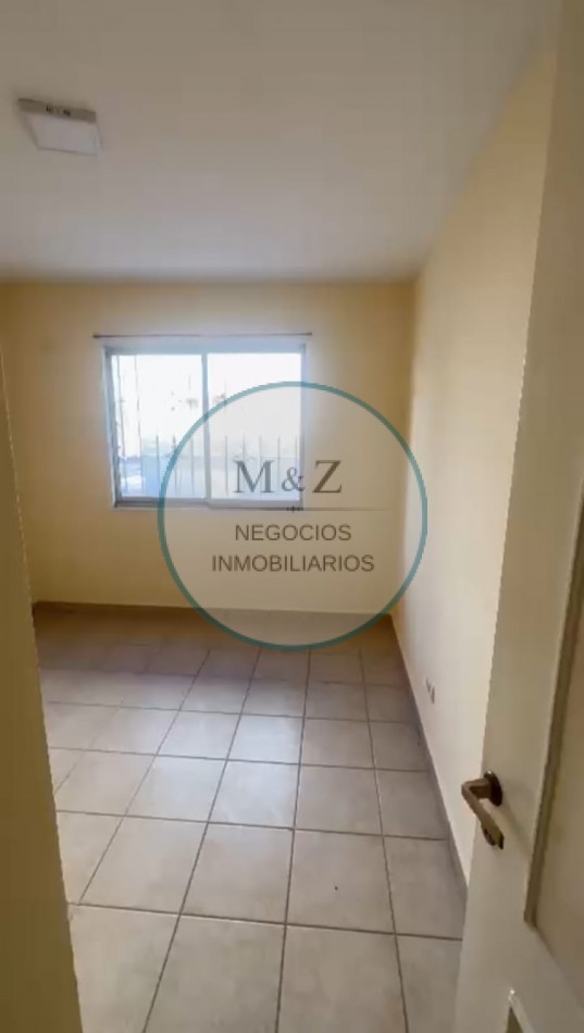 VENDO COMPLEJO DE DEPARTAMENTOS Y LOCAL 
