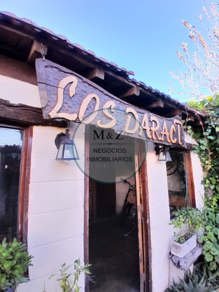 VENDE CASA CON QUINCHO 