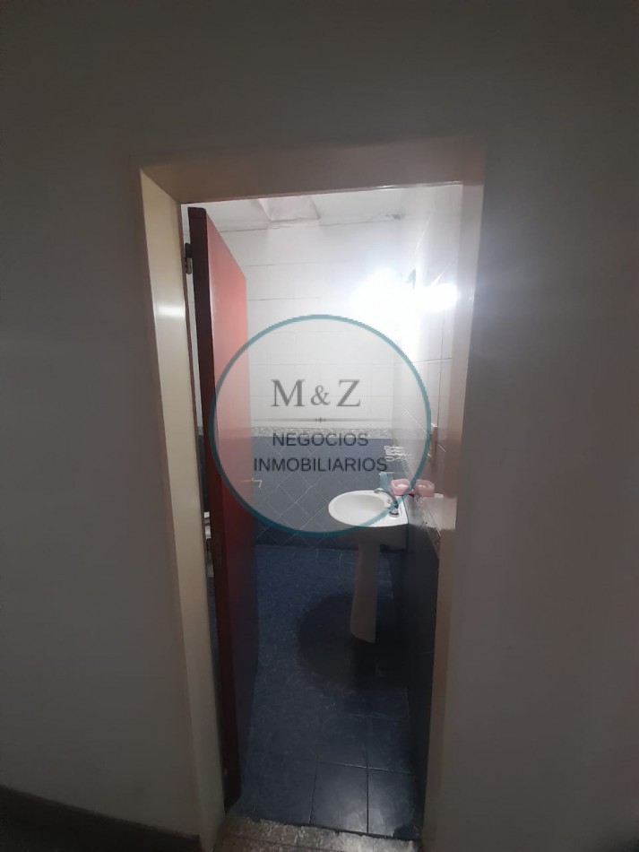 VENDE CASA DE 2 PLANTAS CENTRO SAN LUIS
