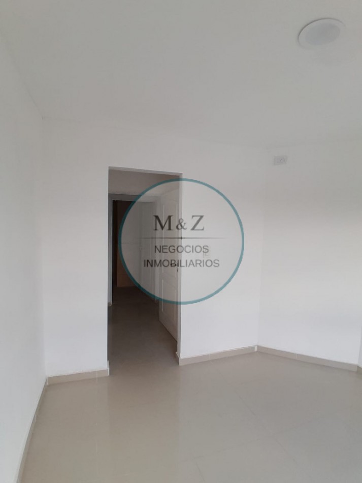 VENDE DEPARTAMENTO FRENTE AL SHOPING