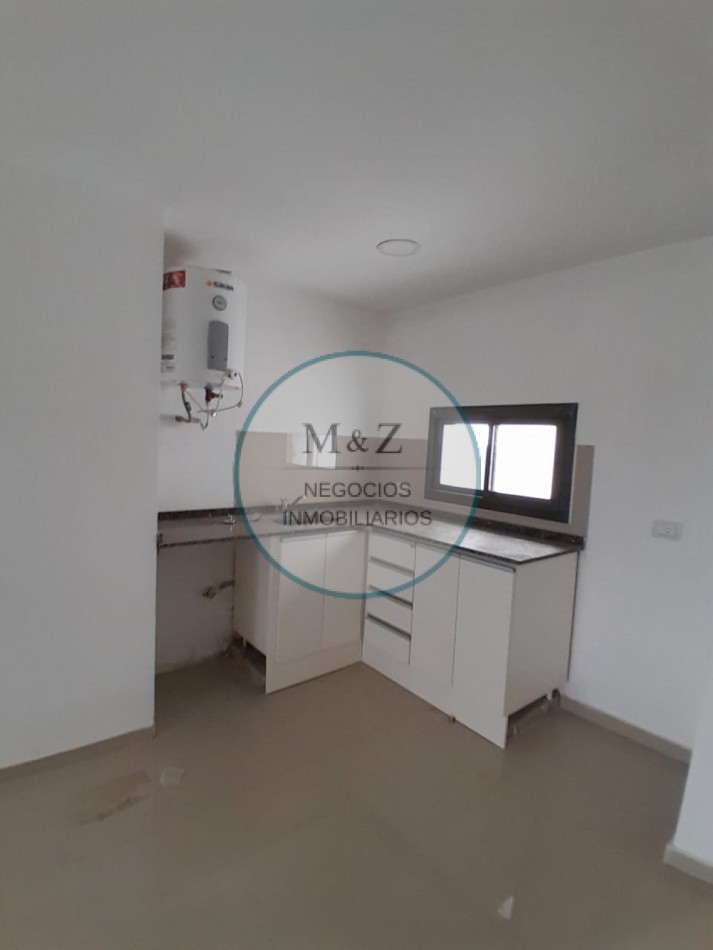 VENDE DEPARTAMENTO FRENTE AL SHOPING