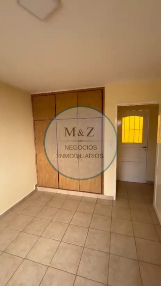 VENDO COMPLEJO DE DEPARTAMENTOS Y LOCAL 