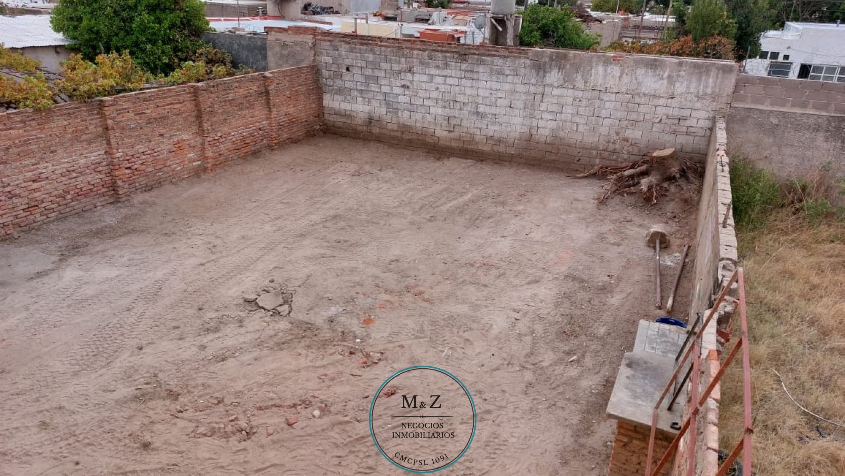 OPORTUNIDAD CASA A REFACCIONAR