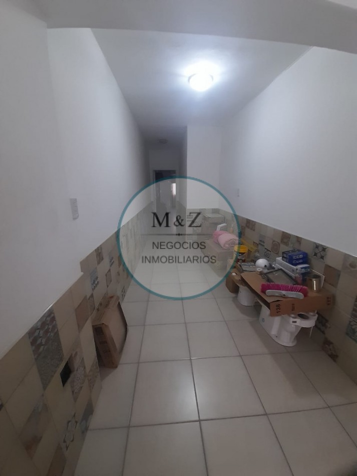VENDE CASA DE 2 PLANTAS CENTRO SAN LUIS