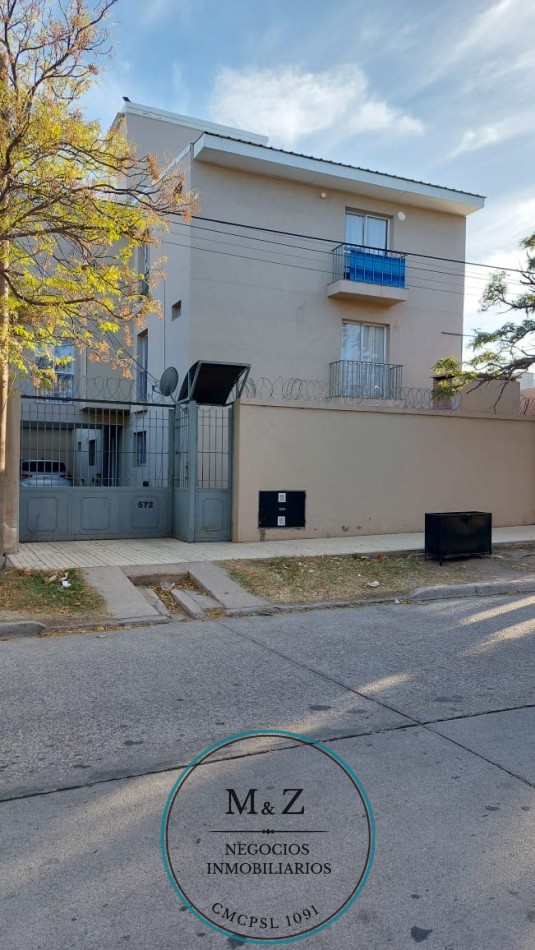 OPORTUNIDAD CASA A REFACCIONAR