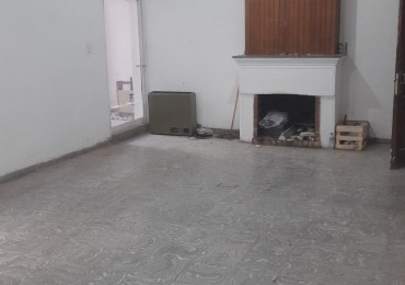 ALQUILO PROPIEDAD PARA USO OFICINAS O GERIATRICO CENTRO