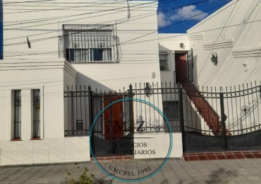 VENDE CASA DE 2 PLANTAS CENTRO SAN LUIS
