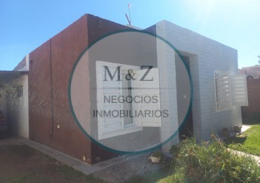 VENDE CASA EN LA PUNTA