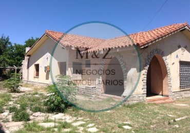 VENDO CASA CON TERRENO EN SAN LUIS