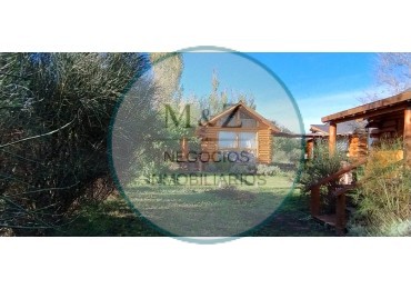 VENDE CASA Y 4 CABAÑAS EN SIERRAS MARIANAS VILLA DE LA QUEBRADA
